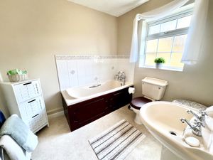Family Bathroom- click for photo gallery